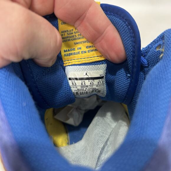 Nike Air Jordan 1 Retro High OG “Laney” 2013 - Picture 11 of 11